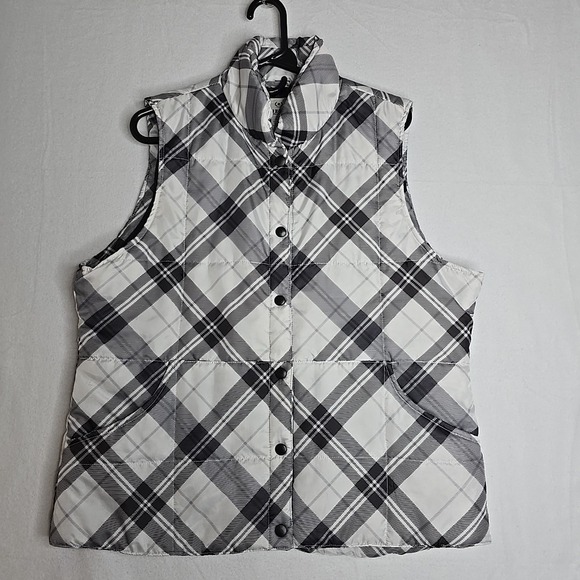 IZOD Puffer Vest Women Size XL Black White Plaid Snaps Pockets Golf Sport Active - Picture 1 of 10